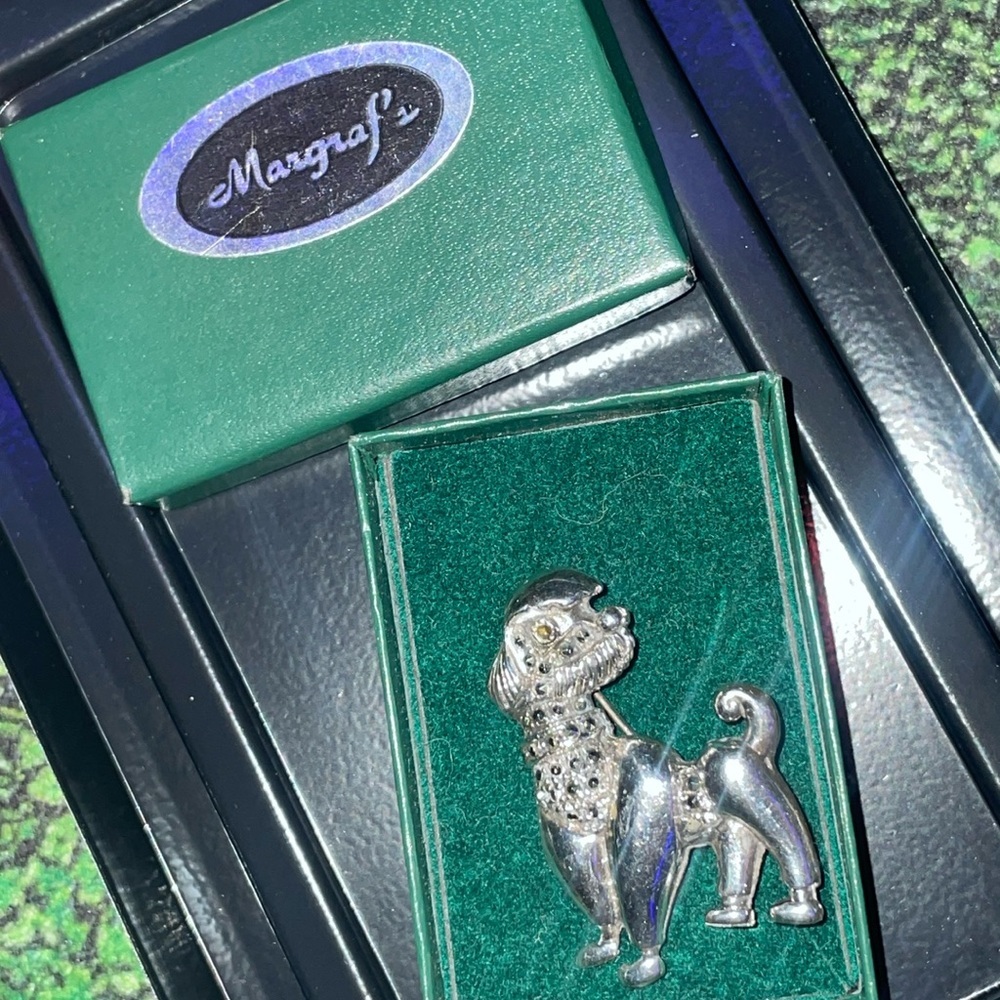 Margrafs VINTAGE poodle brooch/pin